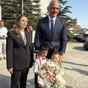 Bakan Ersoy Bartın’da Vali Arslan’ı Ziyaret Etti
