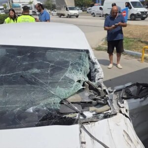 inegolde tira carpan surucu agir yaralandi NMpuaxWz