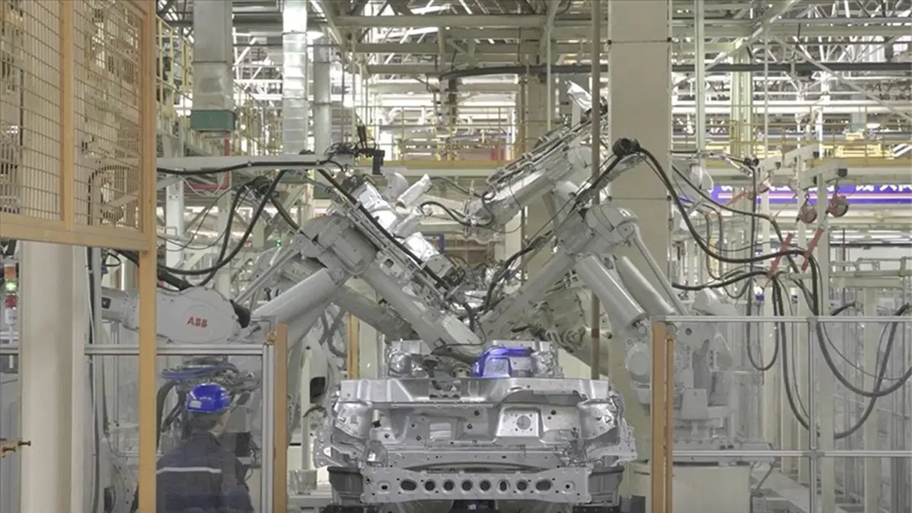 robotlasmaya hiz veren turk sanayisi rekabet gucunu artiriyor BiekCB38