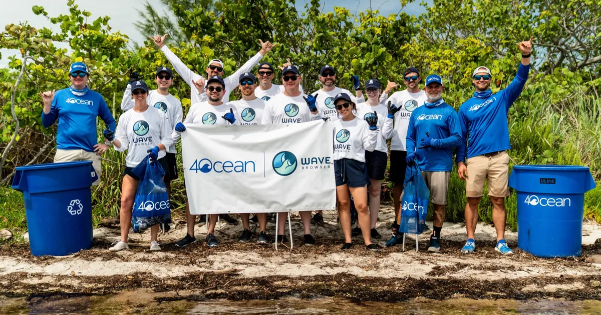 okyanusu temizleyen tarayici wave browser 4ocean ortakligiyla 12 ayda 45 ton plastik toplayacak 8ZSiINIb