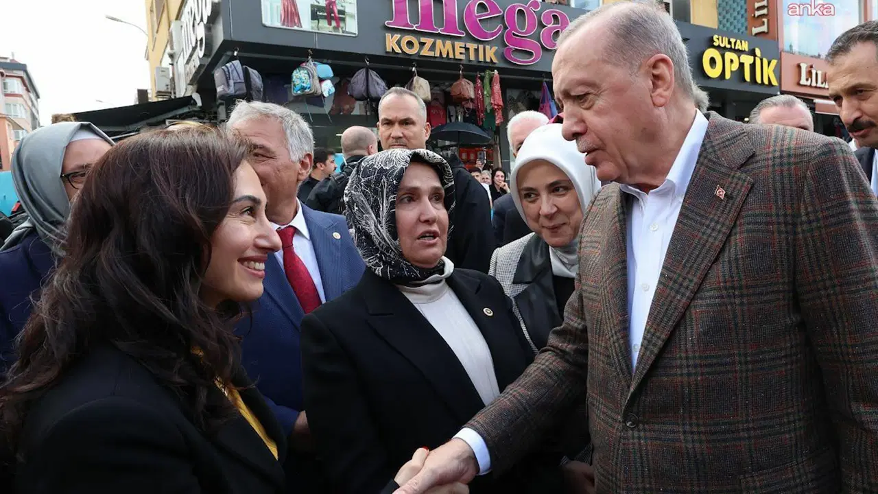 yeni ailem demisti akpye gecen beykoz belediye baskanvekili ozlem vural gurzel erdogan ile gorustu H3ukduwy