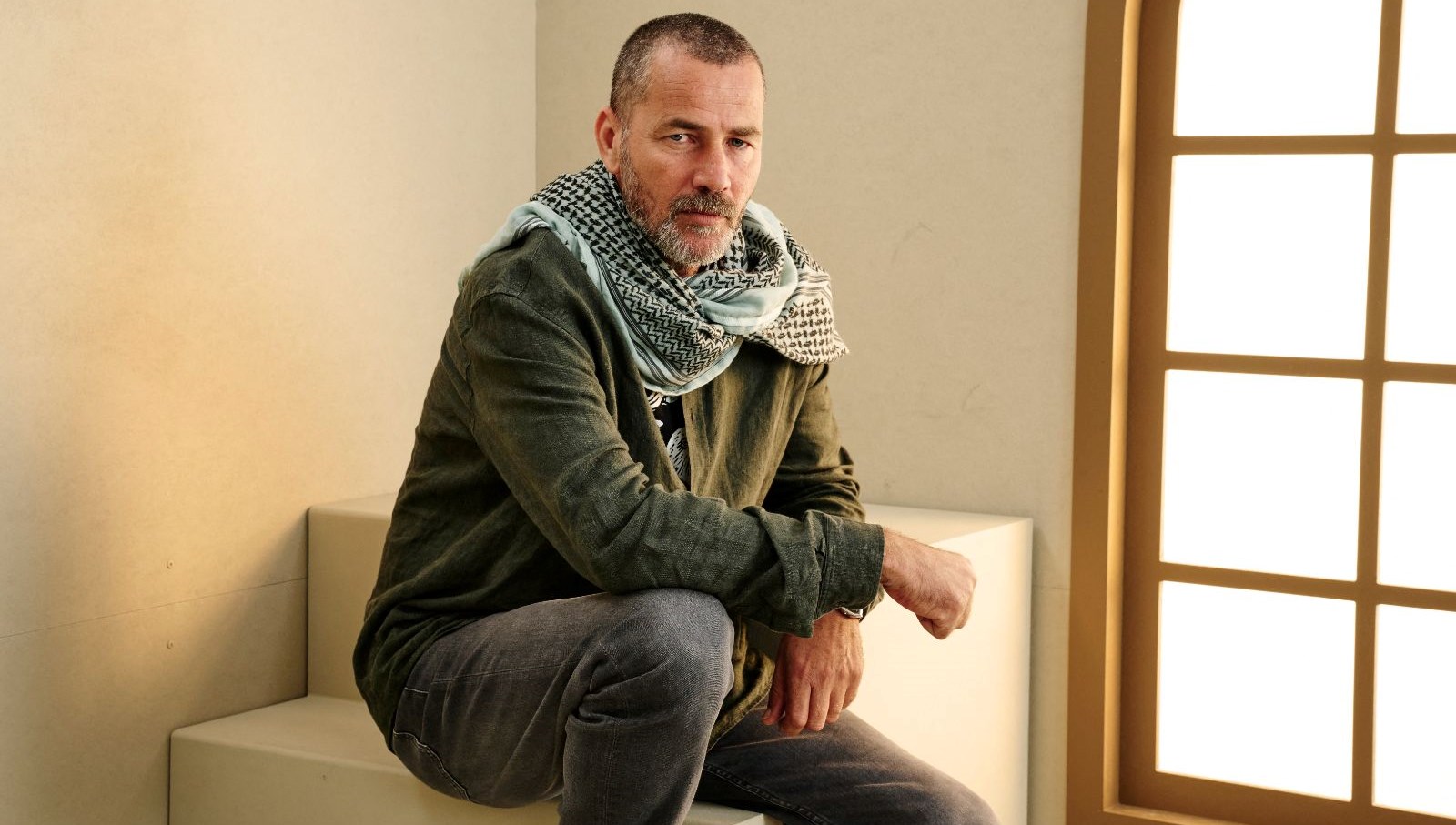 filistinli oyuncu saleh bakri turkiyeye geliyorbogazici film festivaline konuk olacak BVcAKidX.jpg